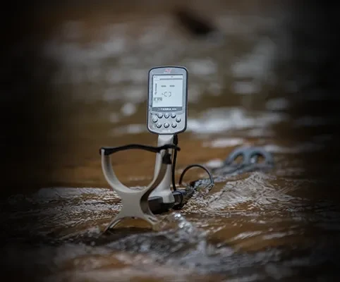 Muğla Minelab X-Terra Elite - Su geçirmez gövde